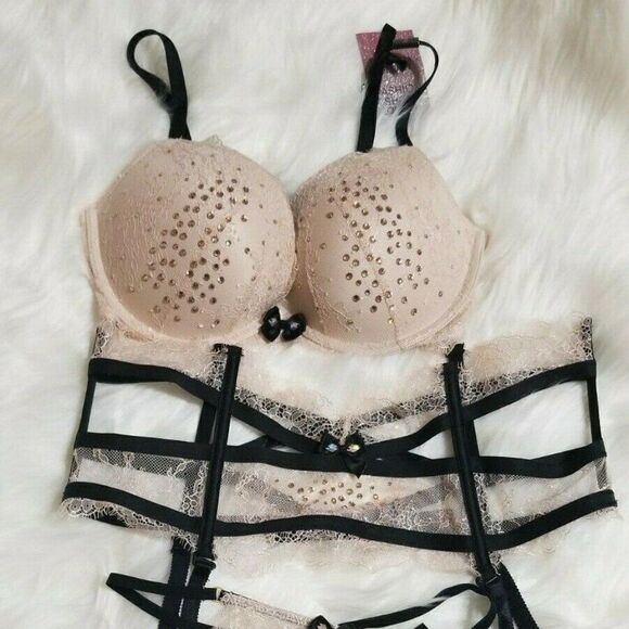 Victoria's Secret FASHION SHOW Bra-Garter-Thong Set 3 pcs 316 - Picture 2 of 6